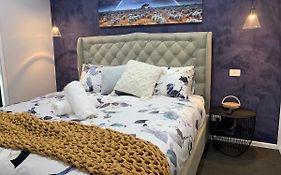 Ineeta Stay 2